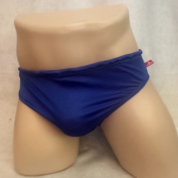 Aussiebum Swim Briefs 30-36" Aussie size 16 100% nylon Gently worn Unlined - Picture 4 of 5